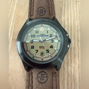 Timex expedition mens brown leather field watch NEW BATTERY